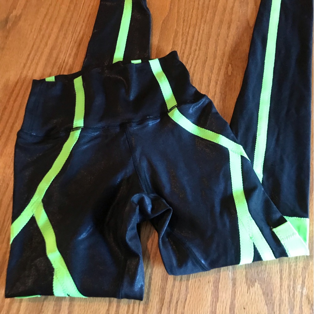 Brittany Allen Black ShimmerLeggings with neon green detailing Sz XXS